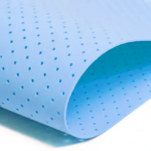 GOMA EVA PERFORADA CELESTE 60X40